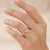 Radiant V-Shaped Diamond Contour Ring