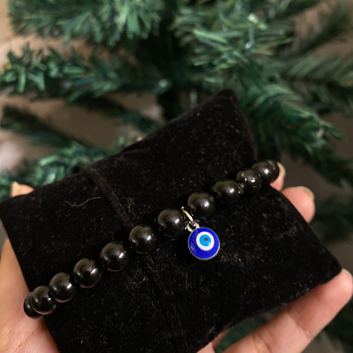 Protective Black Onyx & Evil Eye Guru Bracelet – Handcrafted Oval Photo Locket Mala