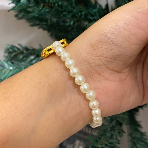 Devotional Guruji Photo Pearl Bracelet – Meenakari Peacock & Gemstone Stretch Bracelet
