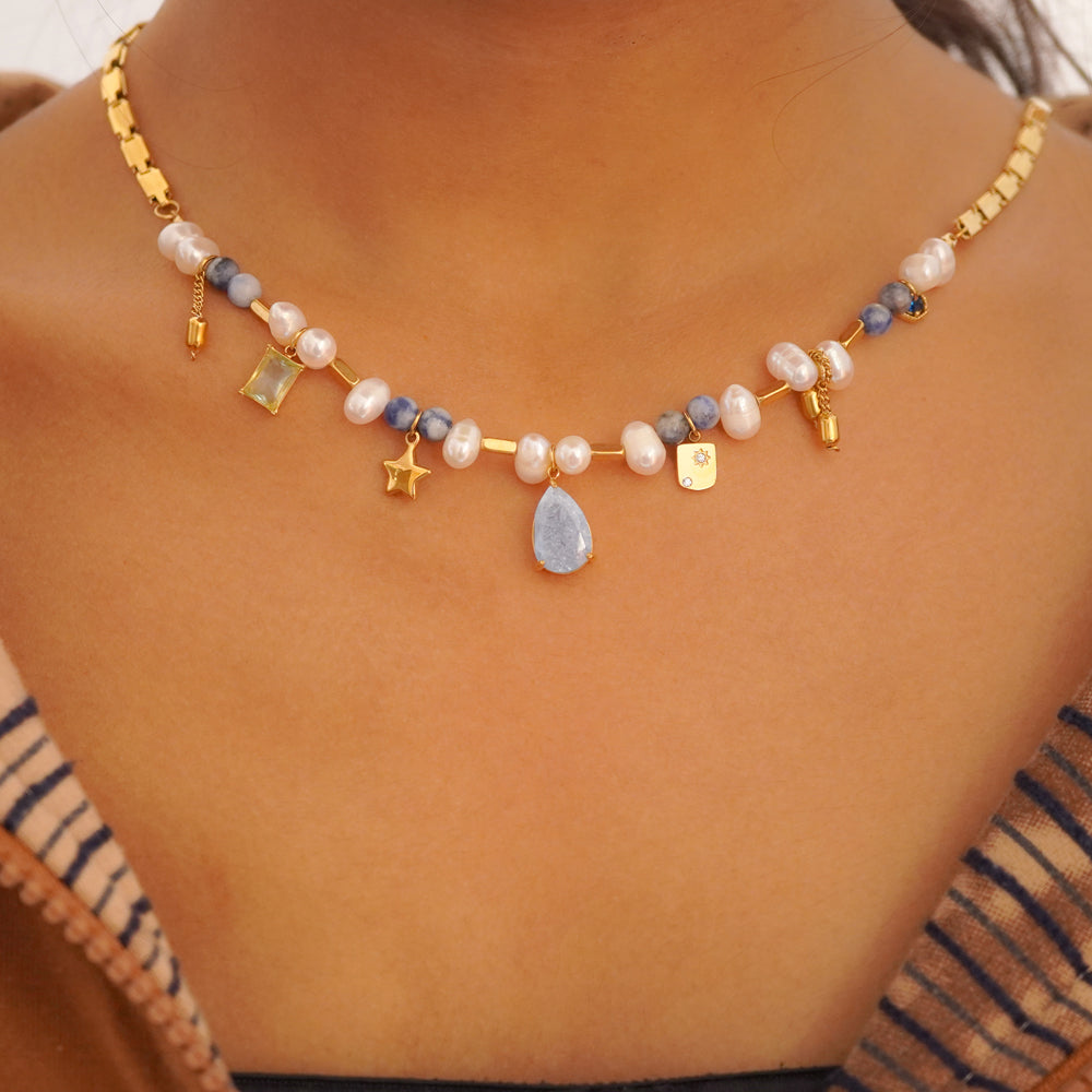 Avery necklace image 2