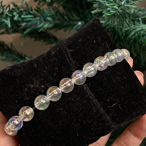 Celestial Radiance Aura Quartz & Jade Chip Guru Bracelet – Handcrafted Spiritual Devotional Mala