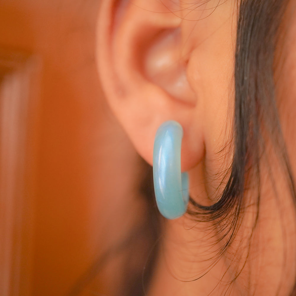 twisted blue hoops image 2