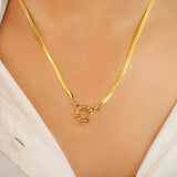 Anna necklace image 2