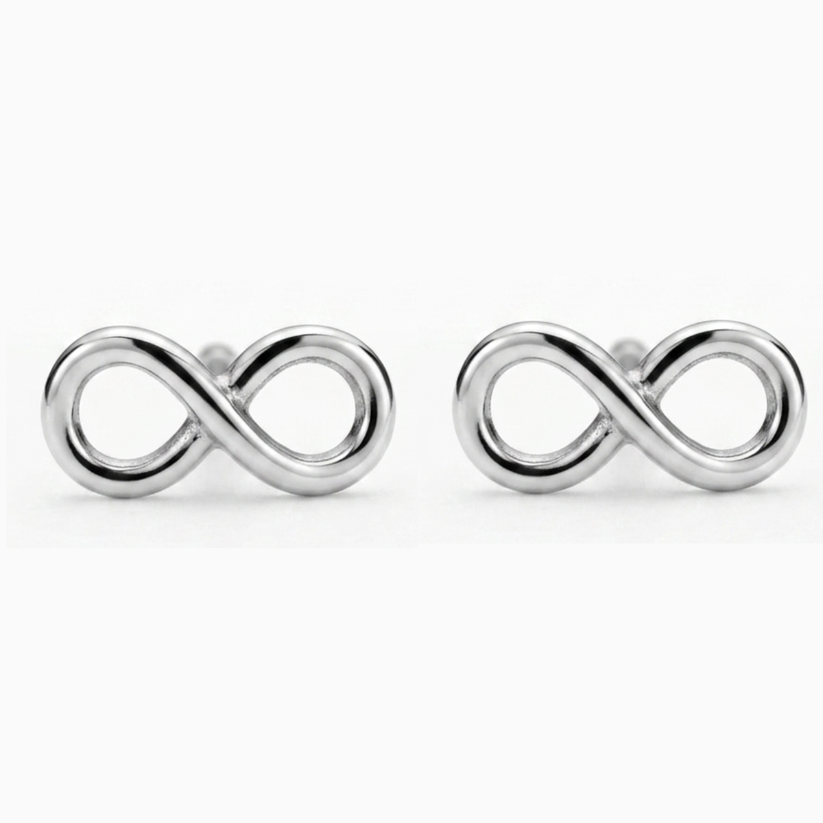 Infinity studs D523