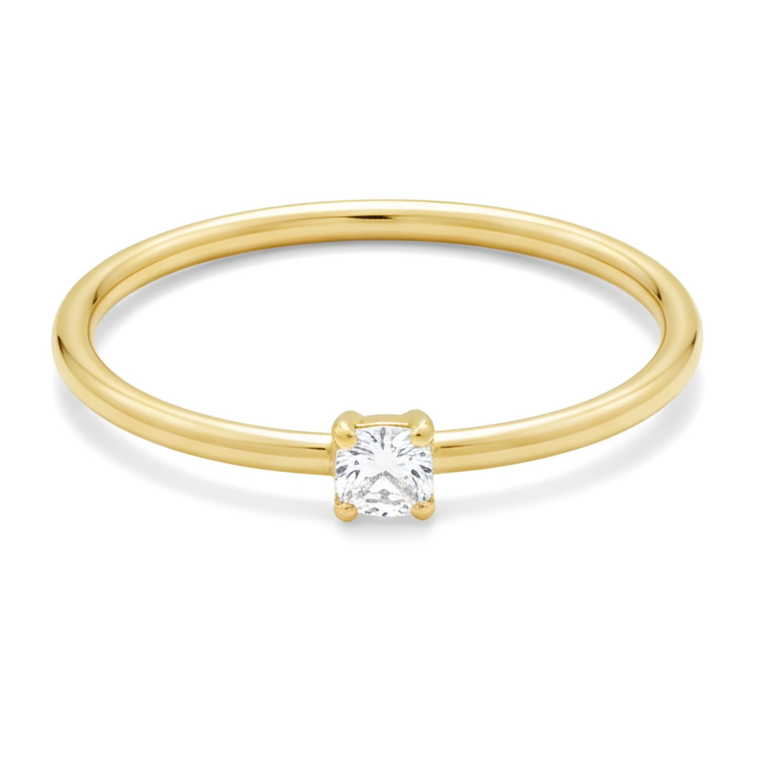 Operose white zircon Ring
