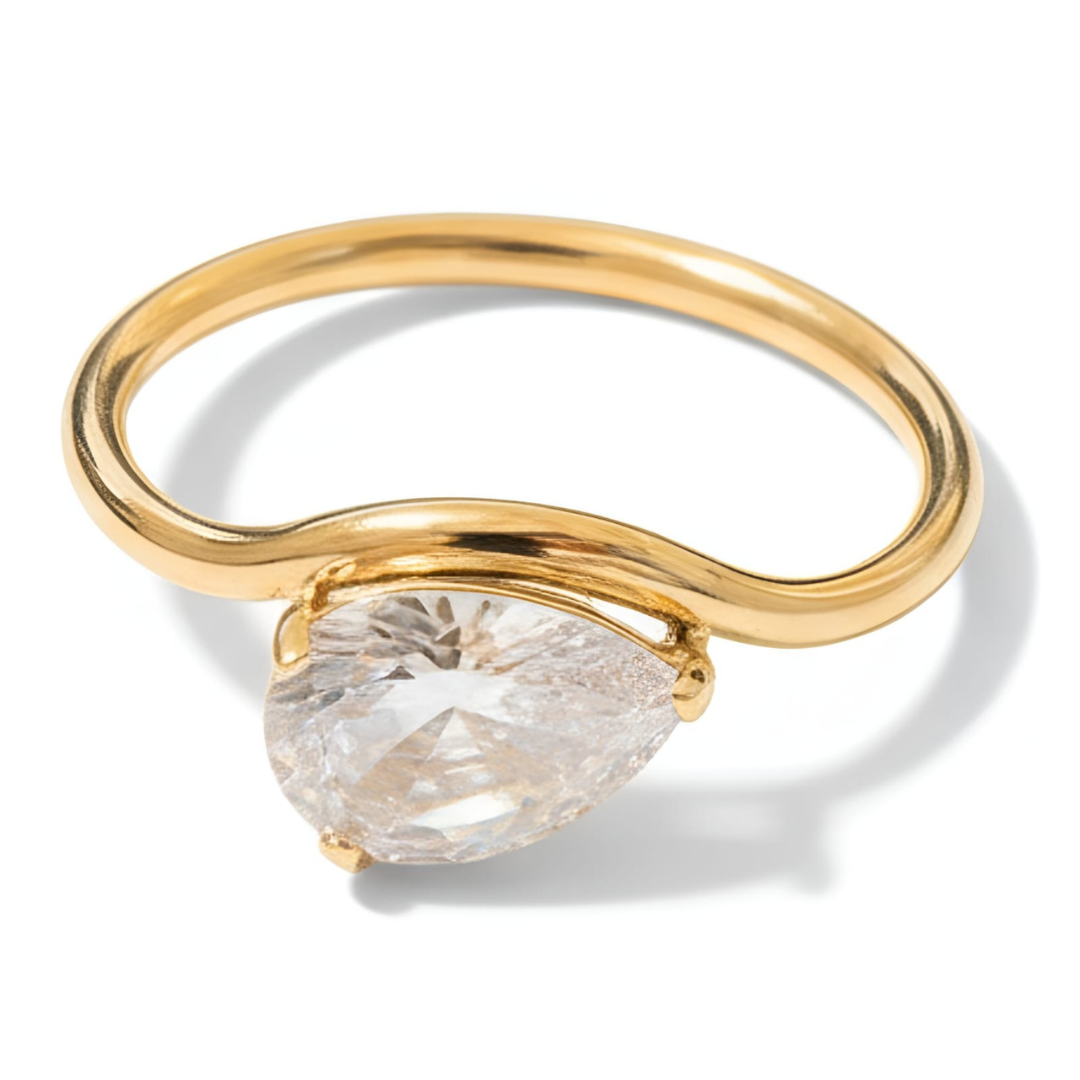 Almond shaped ring