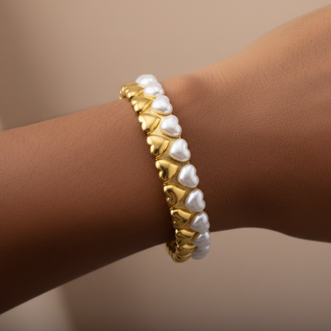 Romantic Dual-Layer Heart Motif Pearl and Gold Bangle