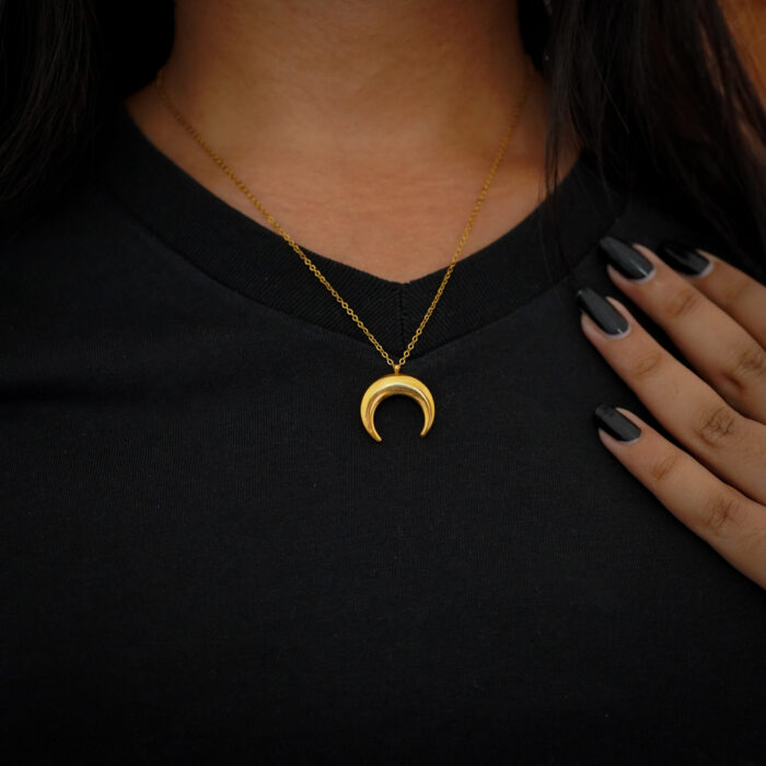 HALF MOON PENDANT - Image 3